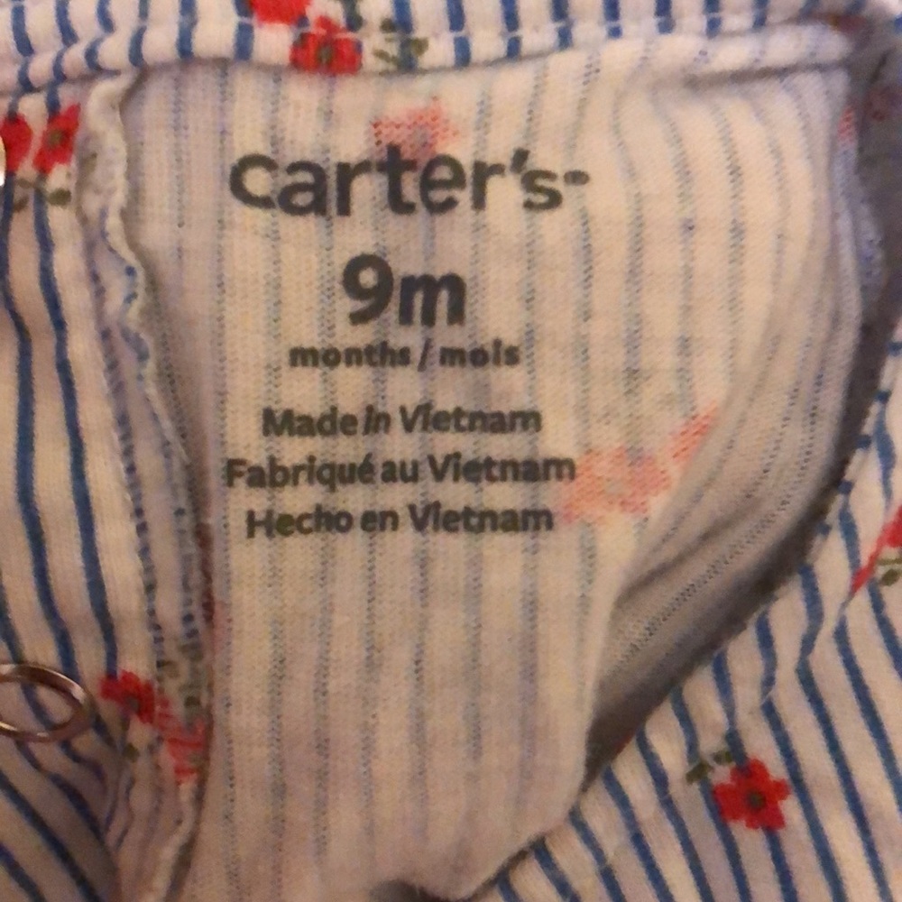Carter’s Romper - Picture 2 of 3